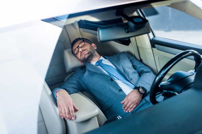 Is it illegal to sleep in your car? (Everything to Know) 
